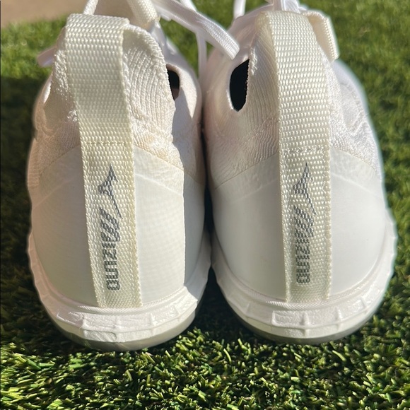 Mizuno Dominate Knit Women’s Softball Spike Metal Cleats Size 8 New w/o Tags - Picture 6 of 9